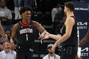 抢出来的胜利！火箭篮板55-34净胜太阳21个 前场板24-10