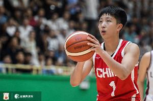 被WNBA梦想选中!冉珂嘉U19女篮世界杯场均19.1分11.3板3.1助1.4断